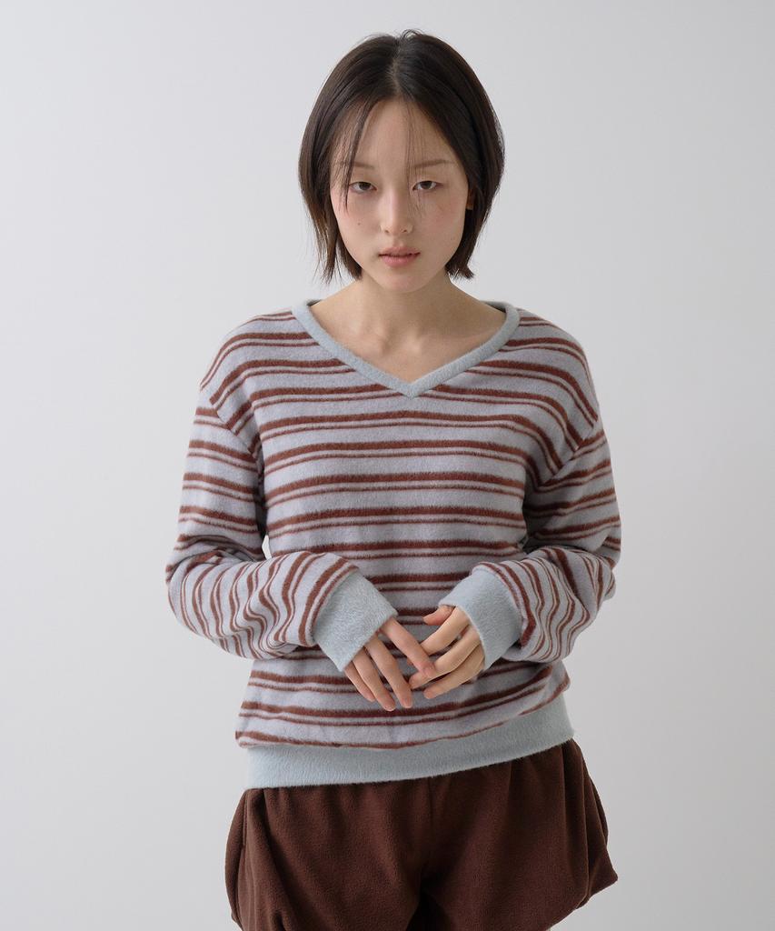 Sayu Striped Brush V-Neck Pullover Blue