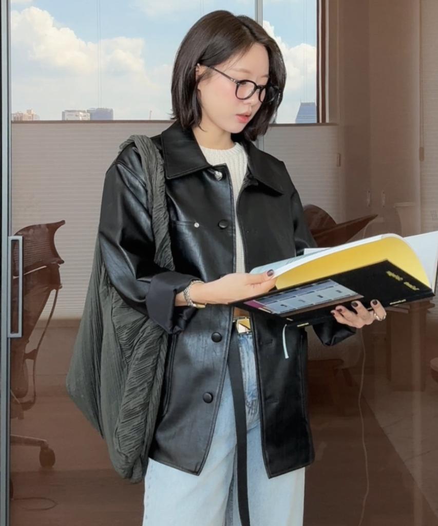 Drawfit Women Button Leather Half Jacket [Brown]