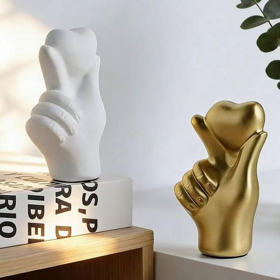 Heart Hand Gesture Sculpture Romantic Desktop Love Ornaments for Living Room Home Table Decor Valentine Day Wedding Gifts