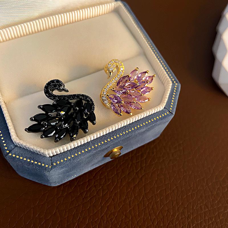 Boucles d'oreilles Cygne en Argent 925 avec Zircon Micro-Incrusté – Élégantes, Tendance et Polyvalentes