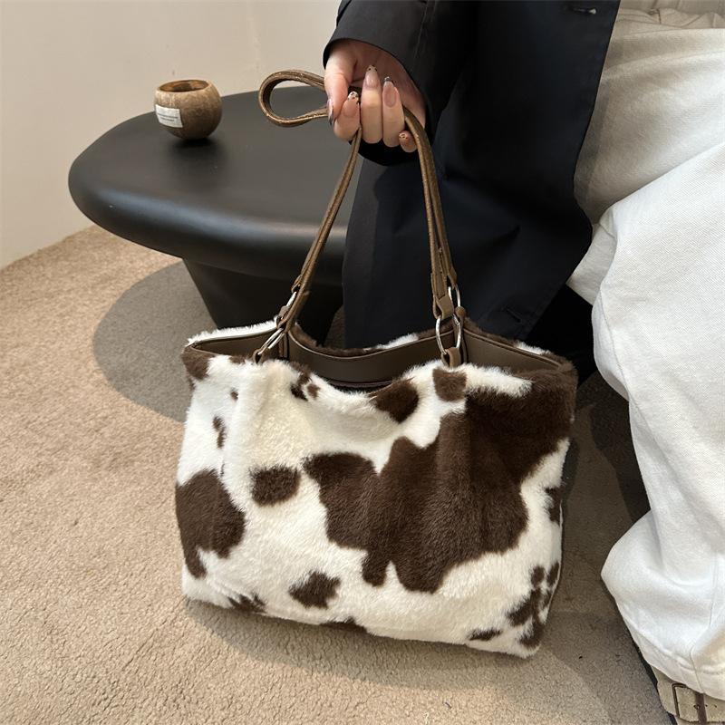 Large Capacity Shopper Bags For Women Winter Travel Tote Bag Cow Printing Plush Shoulder Bag Ladies Designer Handbag KTY