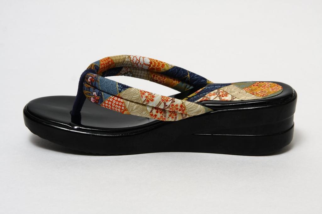Hasegawa Sandals with Comfortable Urethane Perfect for Everyday Wear or Made In Navy Size Japanese-patterned Soles, Yukata. Japan. Blue, M.