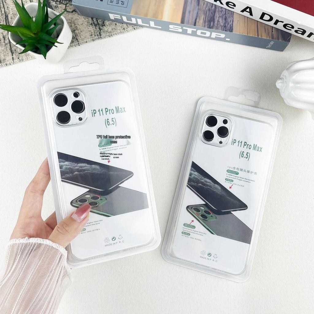 Transparent Anti-Fall Soft Case for iPhone 12/13/14/15/16 with Ultra-Thin Design and Reinforced Corners.