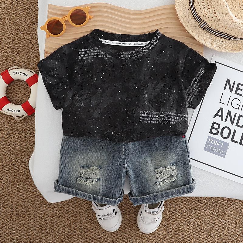 2024 Summer Boys' English Print Sequin Short Sleeve Top & Denim Shorts Set