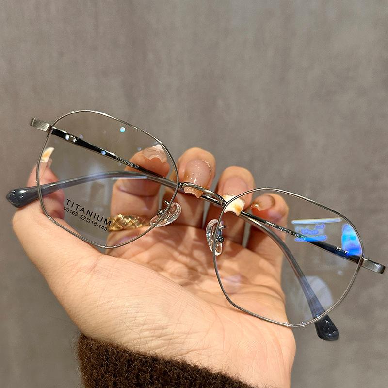 Anti-blue Light Glasses Polygonal Gold Wire Professional Intellectual Fashion Small Frame Ultra Light Eye Myopia Glass Frame9016