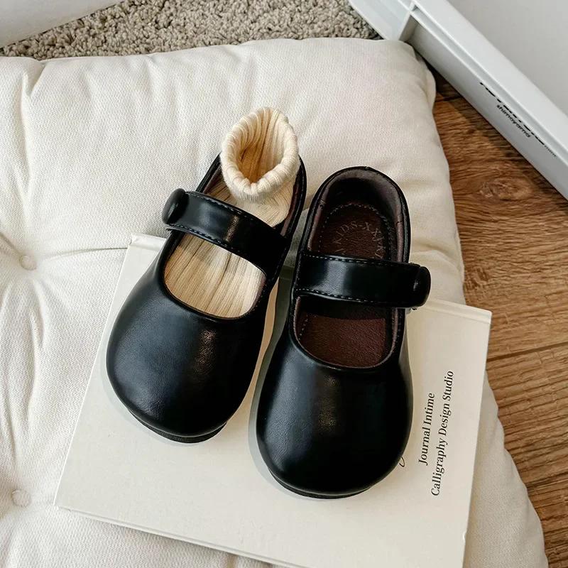 2024 Mode Mädchen Britischer Stil Lederschuhe Herbst Neu Koreanische Version Flacher Mund Weiche Sohle Kinder Freizeit Einzelne Schuhe