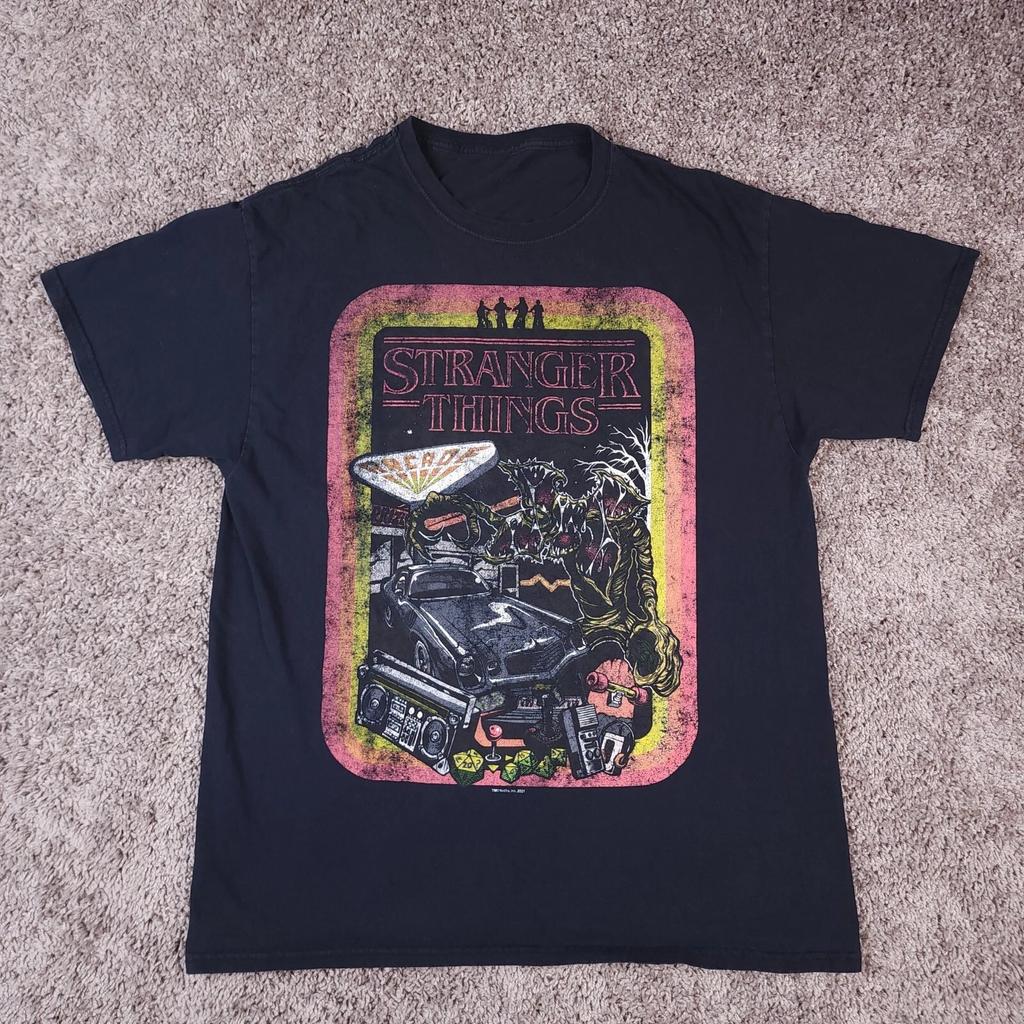 Stranger Things T-Shirt Herren M Schwarz Netflix Demogorgon Arcade 80er Jahre Stil Grafik