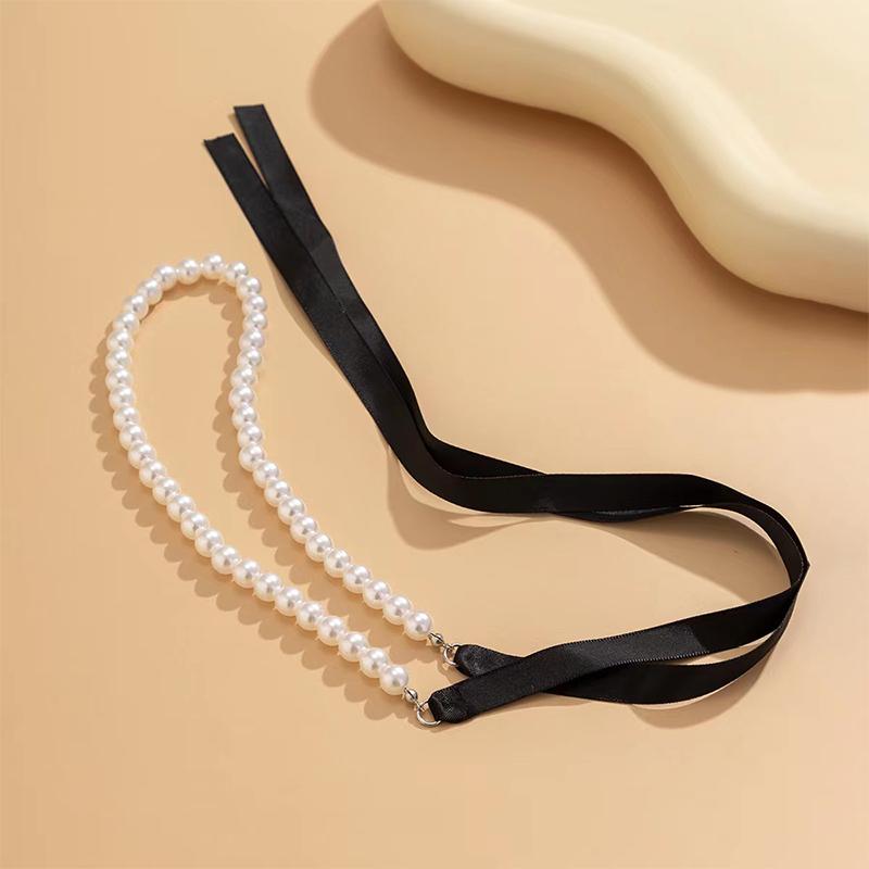 Elegantný čierny zamatový náhrdelník choker s mašľou pre ženy Wed Goth Imitácia perly Retiazka na kľúčnu kosť Y2K doplnky