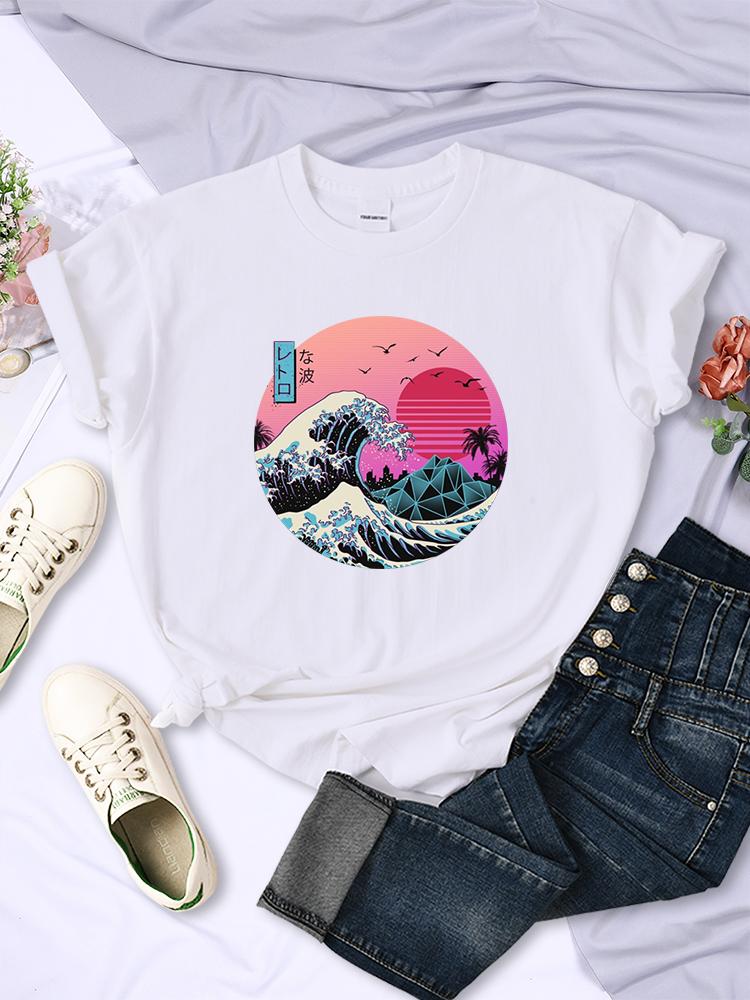 Ukiyo E Style Big Wave Female Short Sleeve Breathable Casual T-Shirts Fashion Summer Trend Top Soft All-math Womens Tee Clothing