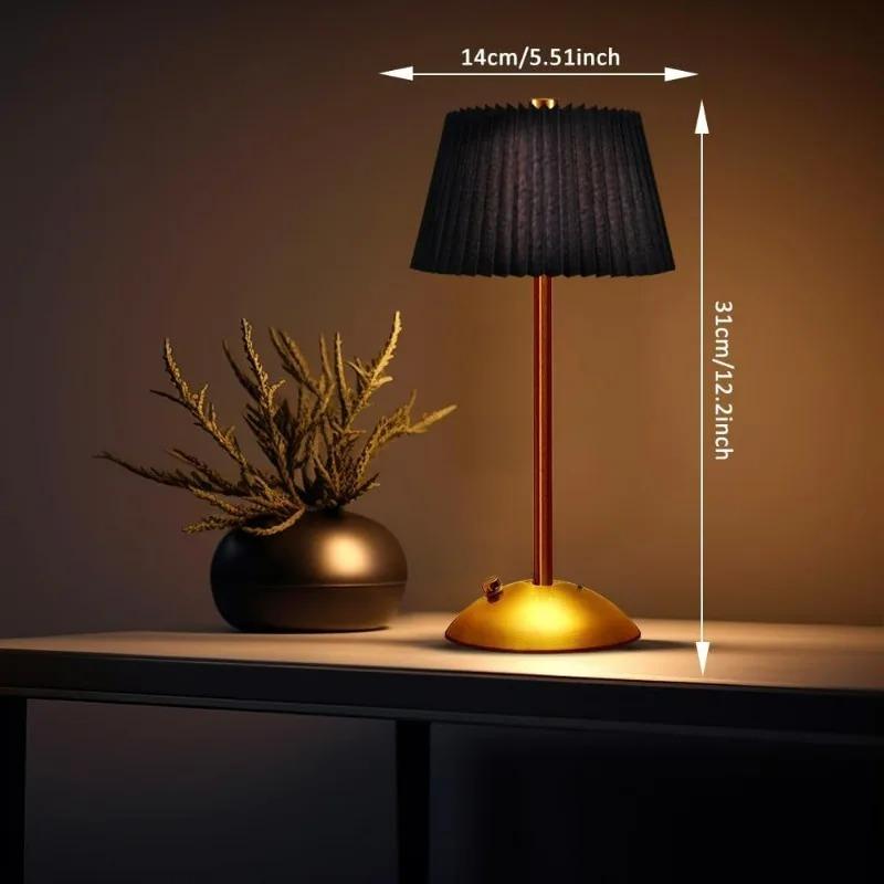 Kovová nabíjateľná LED stolná lampa s látkovým tienidlom Bezdrôtová stmievateľná Kreatívne náladové svetlo Prenosné dotykové ambientné svetlo do obývačky