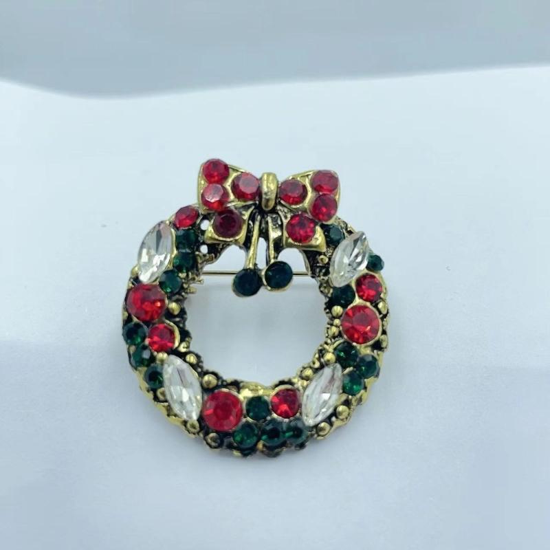 Artistic Brooch Collection Christmas Theme Stylish Suit Accessories Casual Brooch Present for Fashion Enthusiasts