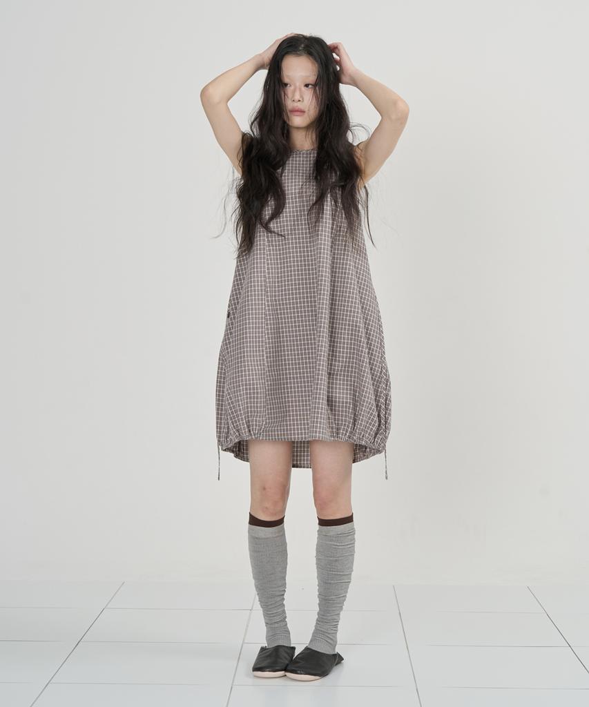 Ouas Balloon Check Dress (Warm Gray)