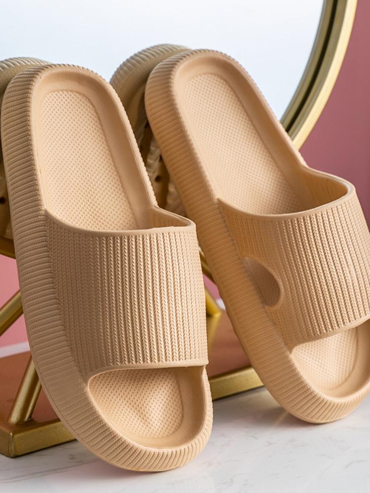 2024 Thick Platform Bathroom Home Slippers Cloud Slippers Women Soft Sole EVA Indoor Slides Sandals Summer Non-slip Flip Flops