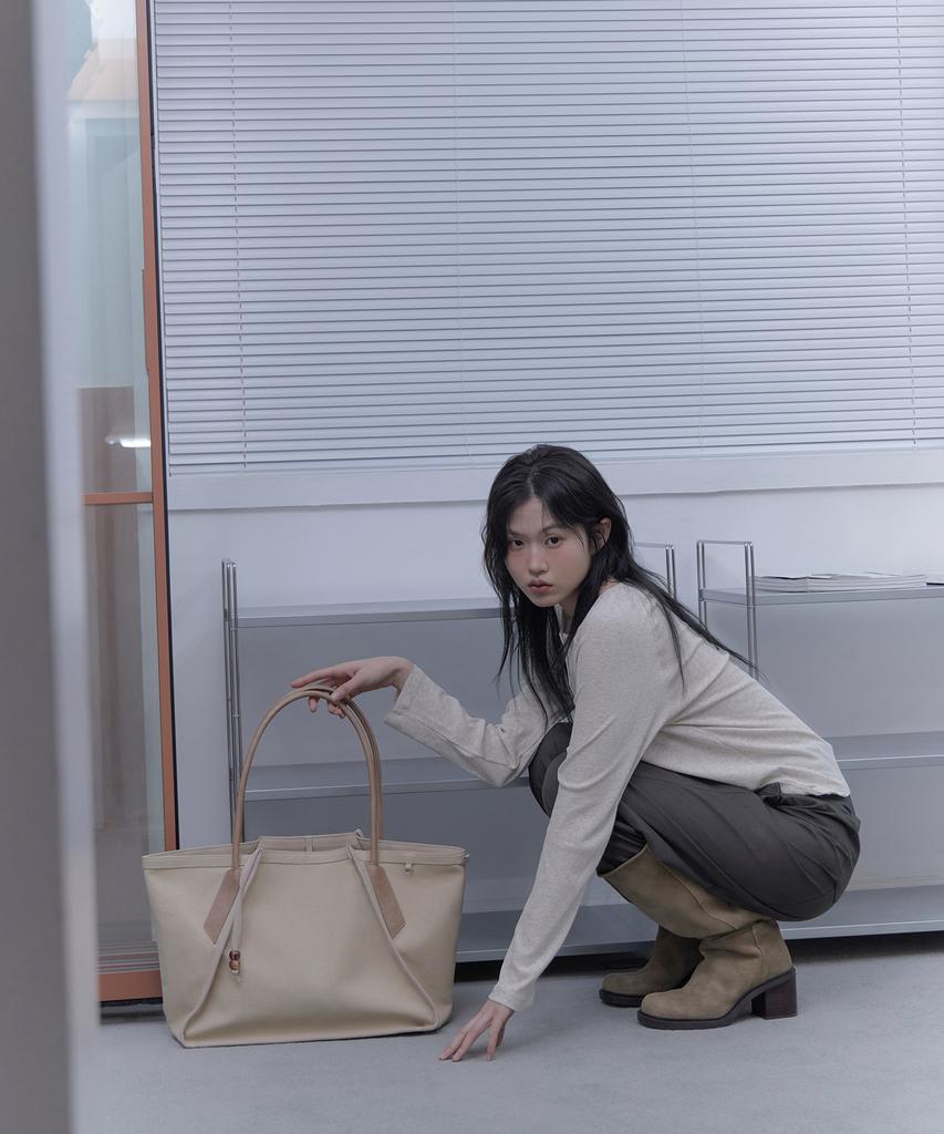 Haveawhale Sio Canvas Bag (Be)