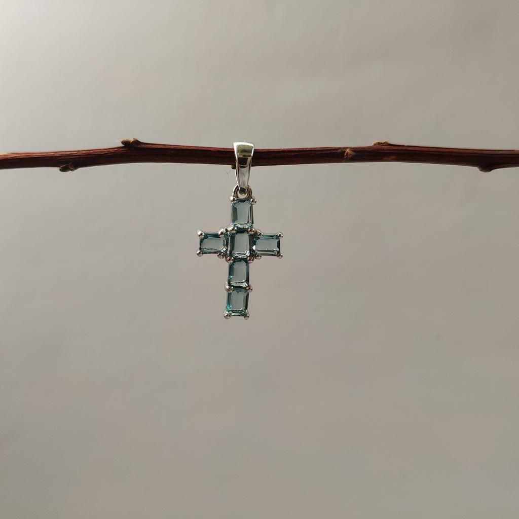 Cruz de plata con topacio azul Londres 1.115ct (2092551)