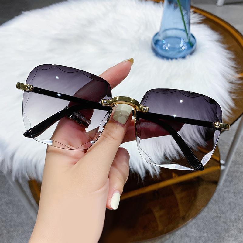 Verloop Bril Dames Uv Bescherming Shades Zonnebril Eenvoudige Dames Vierkant Randloos Bril