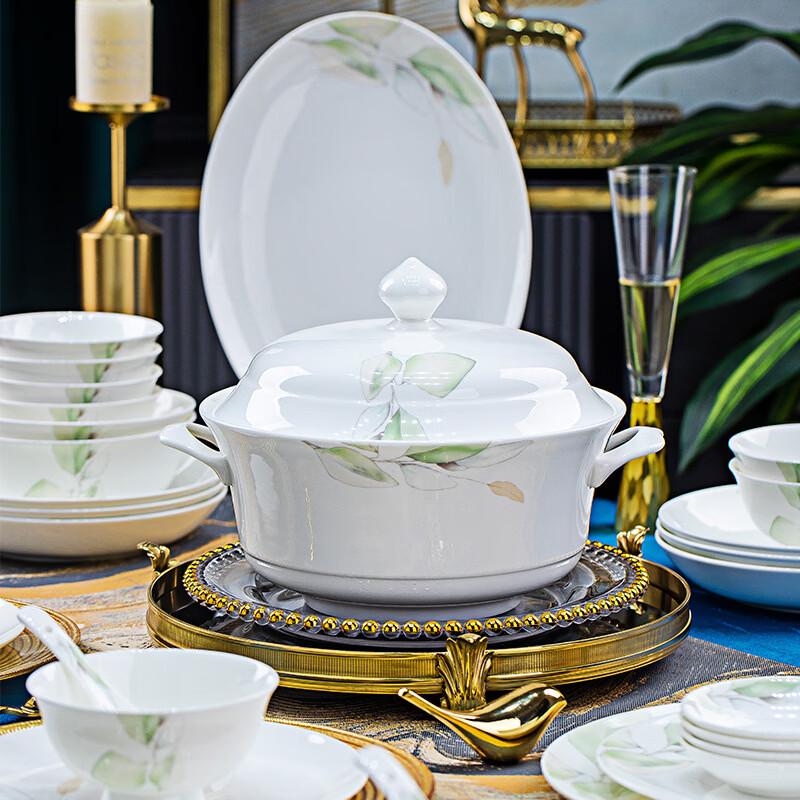 Service de table 56 pièces en porcelaine osseuse style Jingdezhen