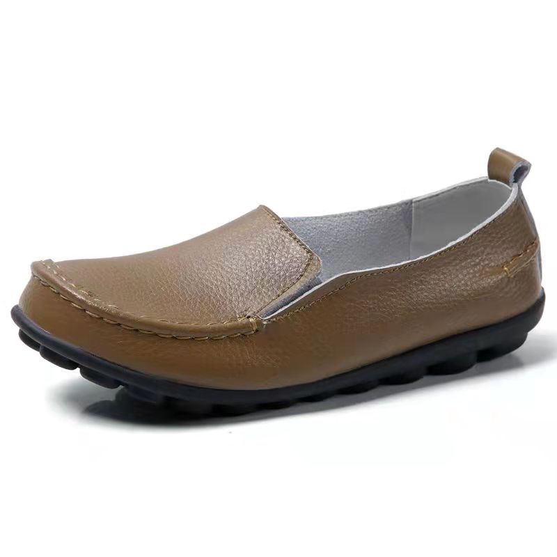 Fashion 2025 Non Slip Flat Shoes for Woman Soft Casual Women Shoes Genuine Leather Lightweight Slip On Women Loafers Plus Size Zapatos