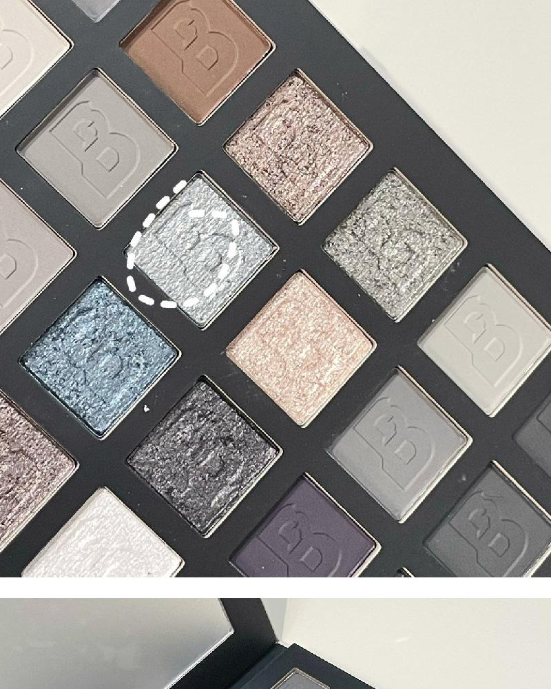 HERORANGE 42-Color Smoky Eyeshadow Palette: Matte, Shimmer, Glitter, Highlight, Cement Gray Shades