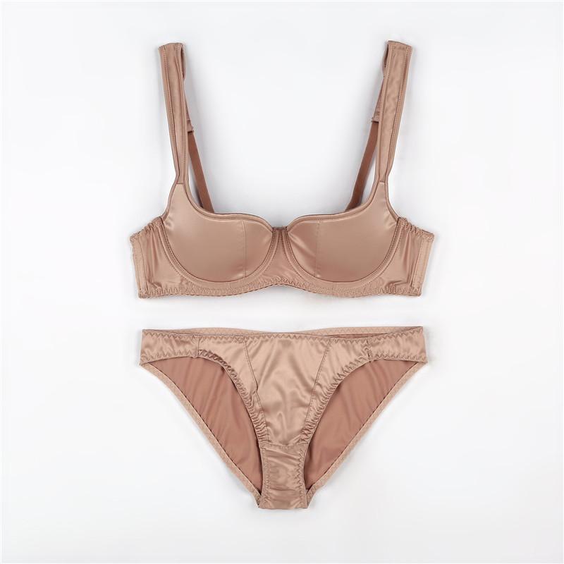 Nya Europa Kvinnor Sexiga Underkläder Ultratunna BH Set Halv Kopp Slät Bekväm BH Trosa Set Sexig tjej BH Set Big Cup BH