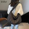Koreanische Version Wolkentasche, Plissierte Tasche, Bubble-Tasche, Nische Handtasche