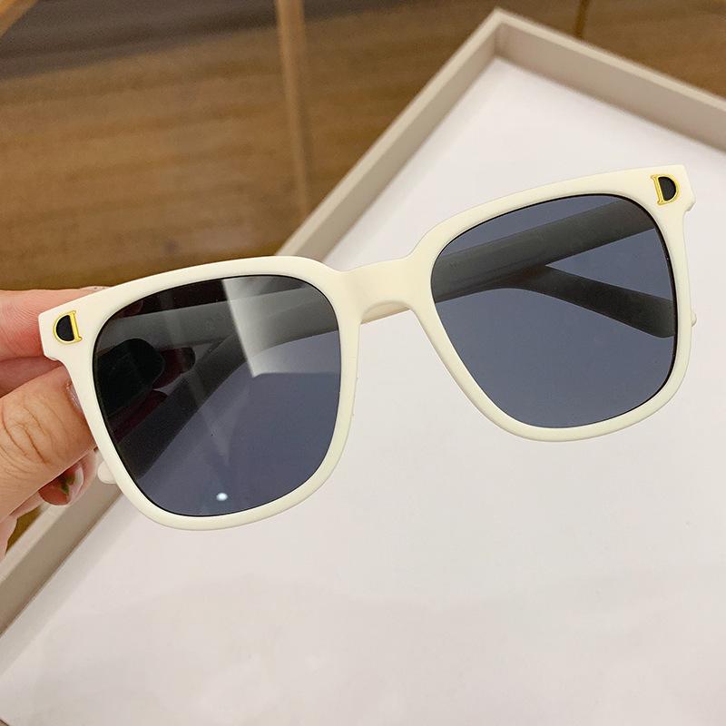 Children's Sunglasses Boy Baby Glasses Girl Personality Sunglasses Girl Non-polarized Fashion Accessory