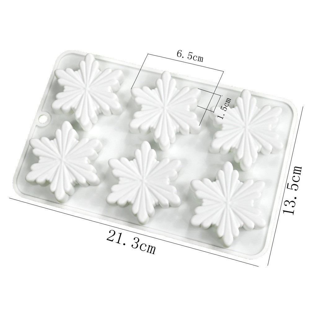Non-Stick Christmas Snowflakes Mold Heat-Resistant Mousse Cake Mold  Kitchen Bakeware