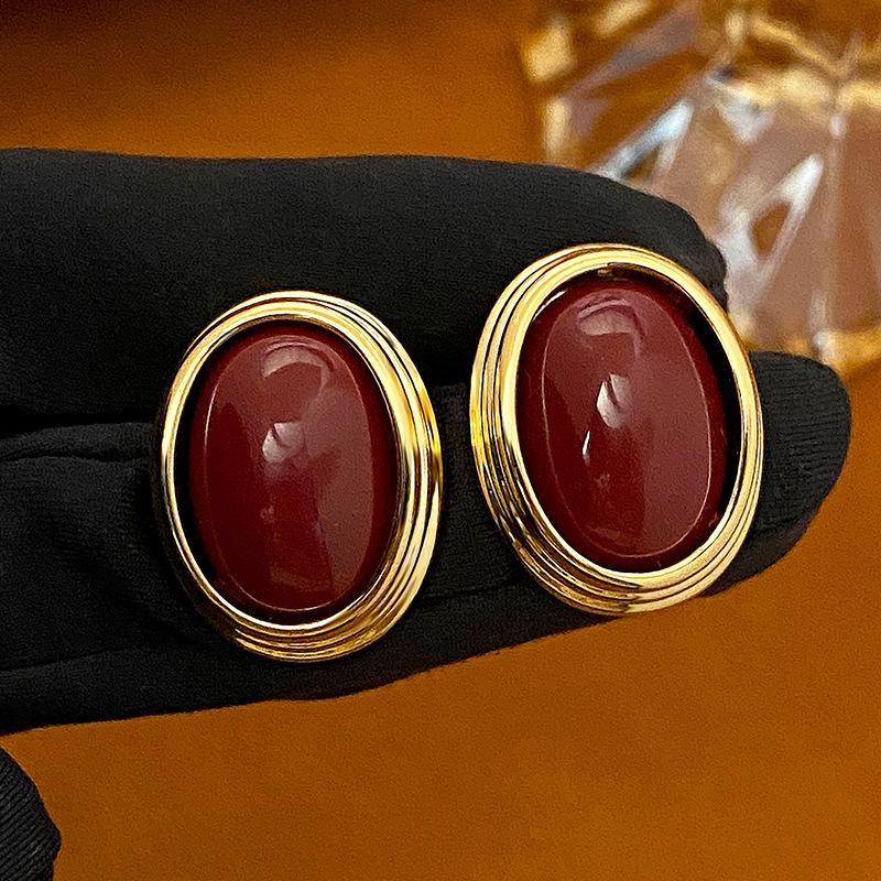 Elegant French Retro Red Oval Earrings - Stylish, Lightweight, Luxury Design for Women
