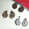 Muschel-Anhänger mit polierten Muschelperlen für stilvollen Schmuck