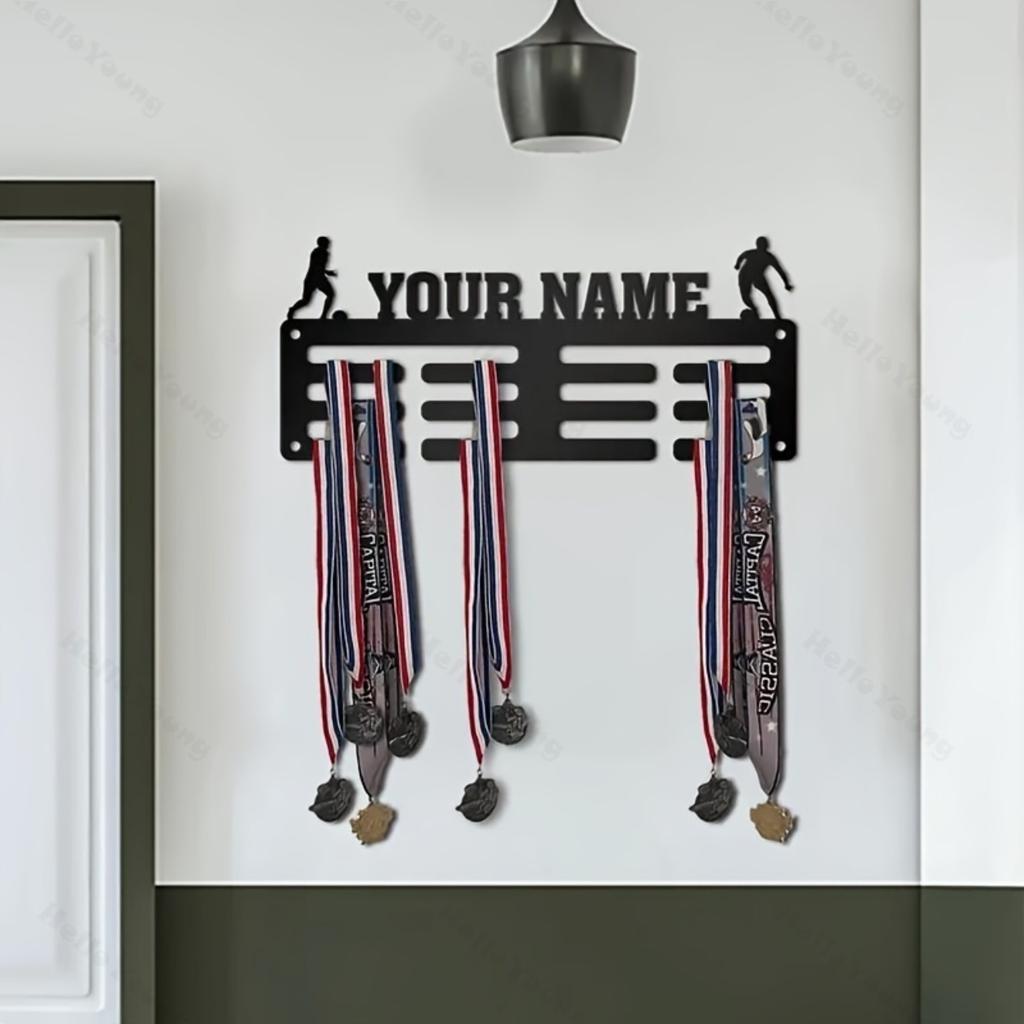 Personalisierte Metallwandkunst Benutzerdefinierter Name Fußball-Medaillenhalter Heim-Sportdekoration