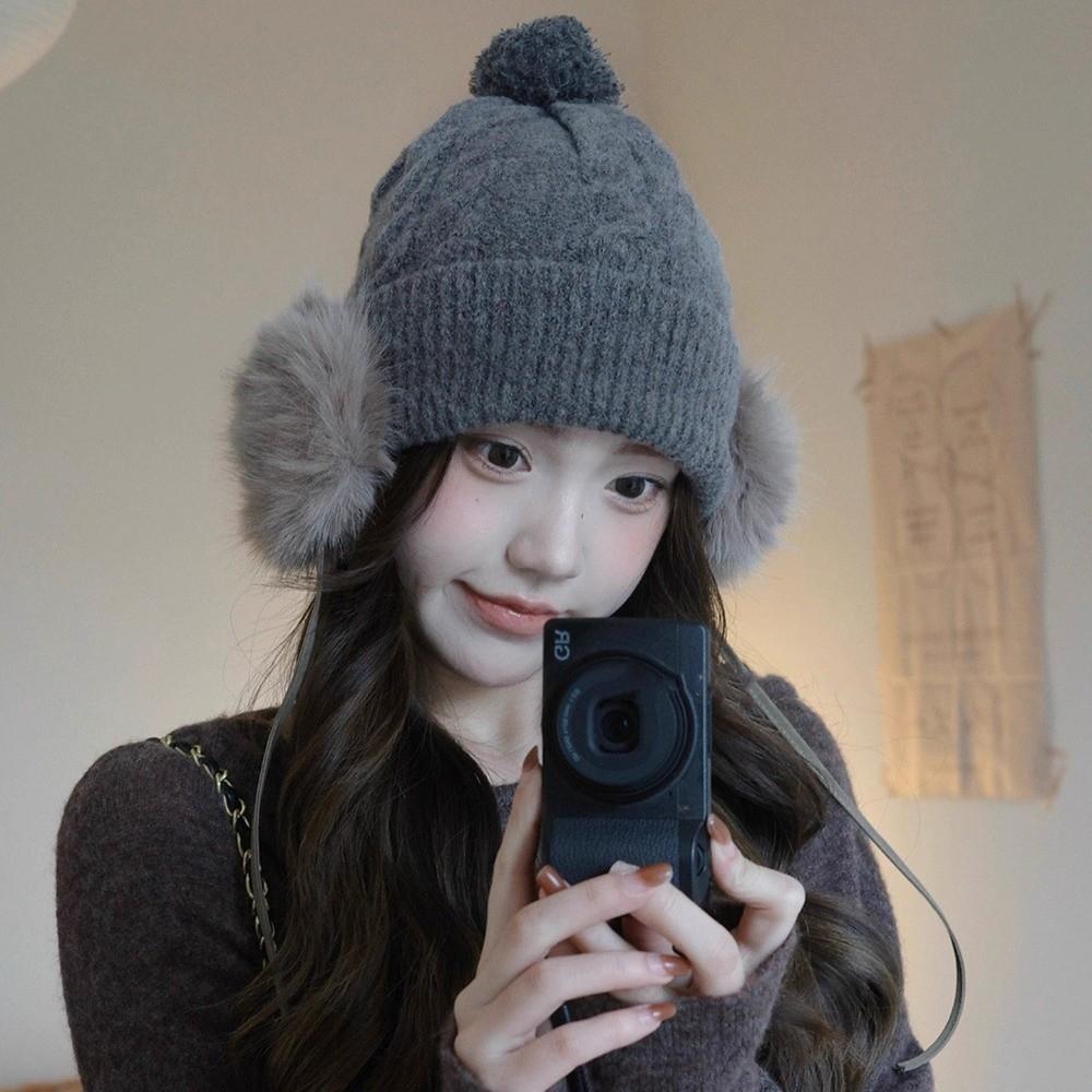 Large Head Circumference Cable Knit Trapper Hat Pom Pom Knit Hat Cold Weather Wear