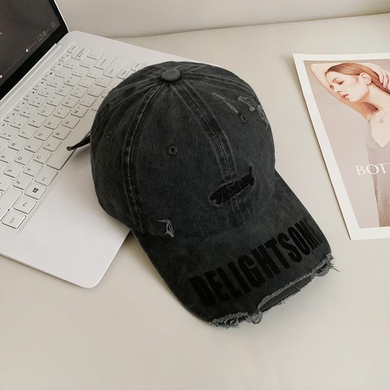 Retro Black Wide Brim Baseball Cap Unisex Distressed Duckbill Hat Fashionable Streetwear Essential