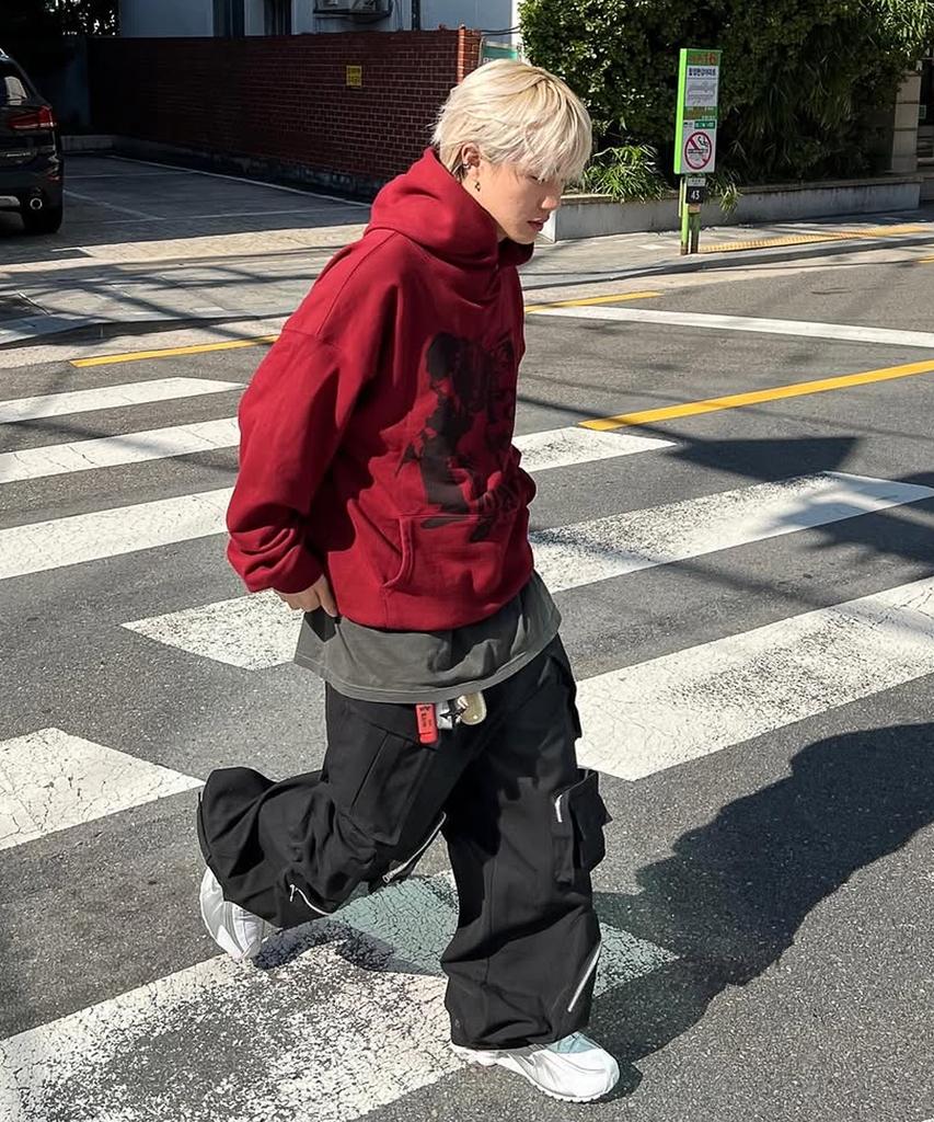 Vintage Artwork Hoodie_Burgundy