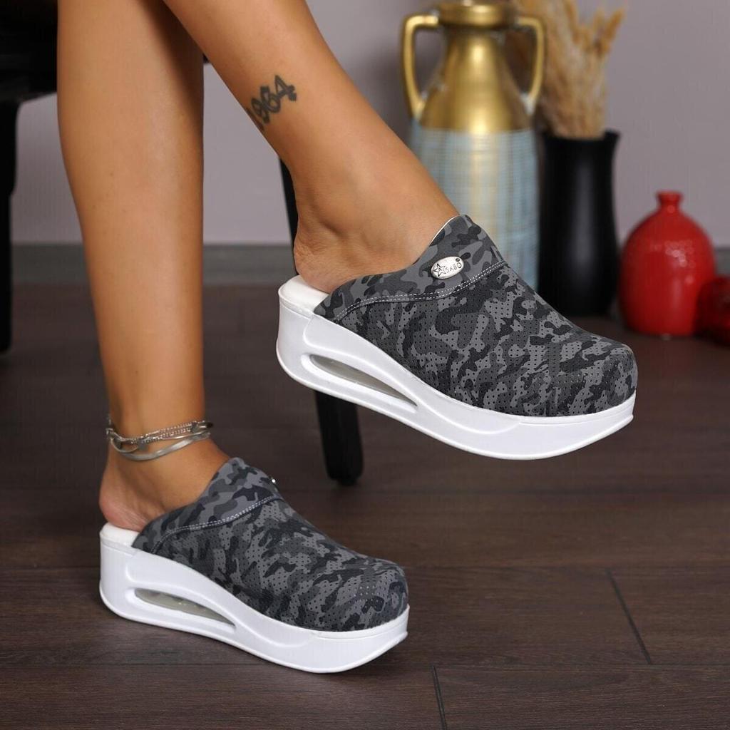 Women Medical Clogs Sabo Hospital Shoes Non-Slip Slipper Nurse Doctor Midwife Surgical Sandals
