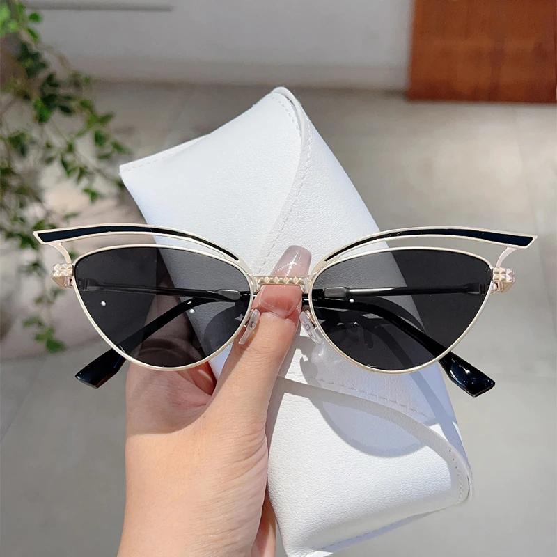 KAMMPT Hollowed Cat Eye Sunglasses Women Fashion Gradient Shades Trendy Design Casual Outdoor Sun Glasses