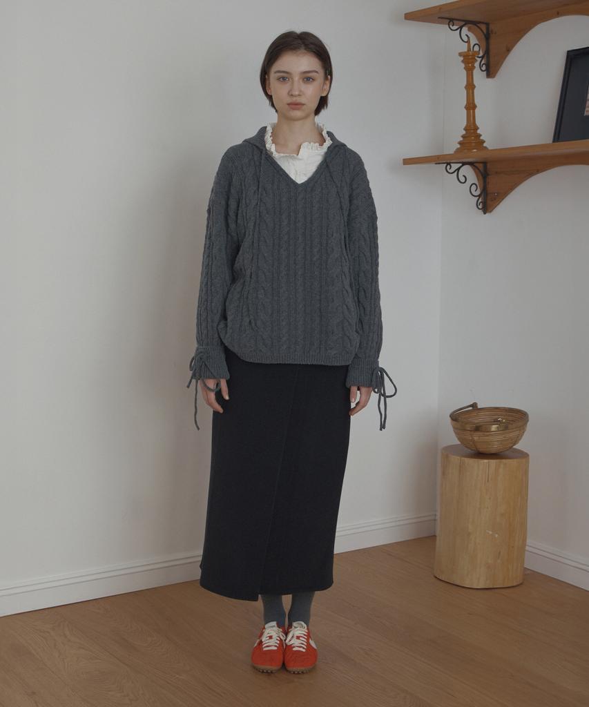 Poeteuseoul Cable Collar Knit_Charcoal
