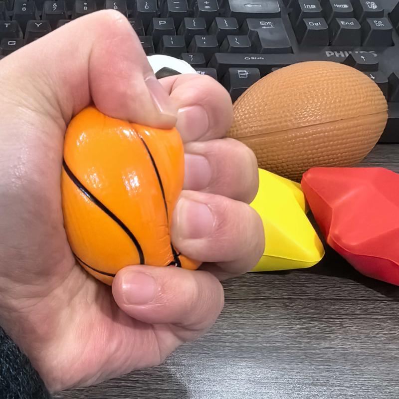 Jouets Balles Anti-Stress en Gros Éponge Douce à Presser Fidget Pour Adultes Soulagement de l'Anxiété Gadgets Relaxants Cadeaux de Fête Cadeaux Enfants Garçons Filles