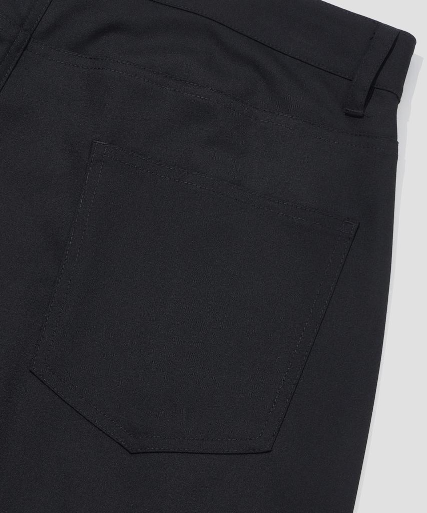 AGOD Double-Pleated Bermuda Slacks [Black]