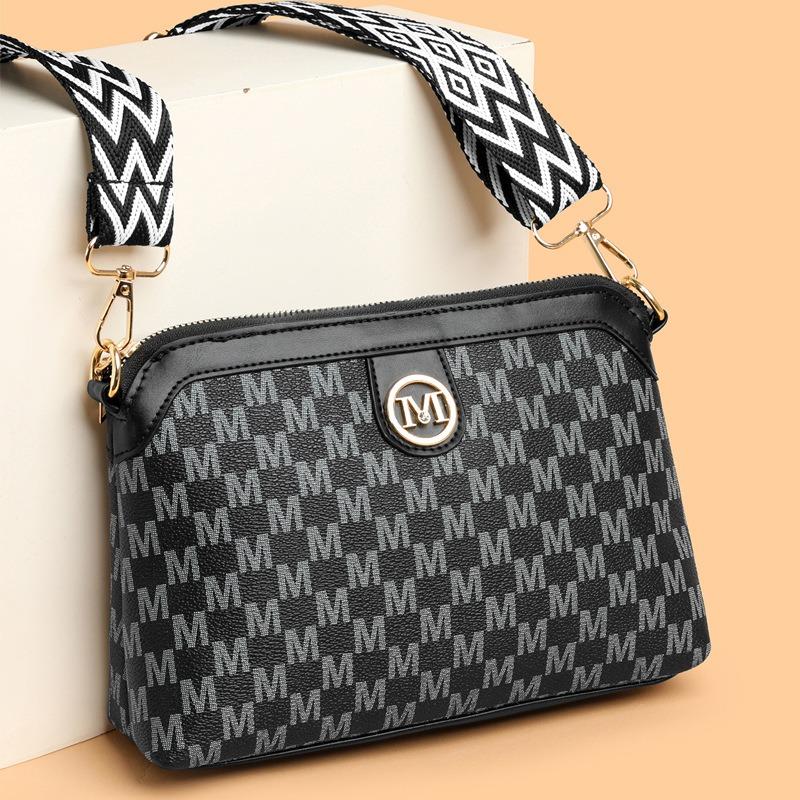 Bag Women's Bag New Medium Mother High Sense Women's Retro Printing Shoulder Messenger Bag Small Square