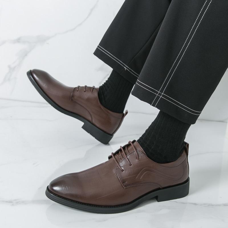 Fashion New Designer Pointed Lace Up Derby Shoes For Men Black Brown Wedding Dress Homecoming Formal Wedding Footwear