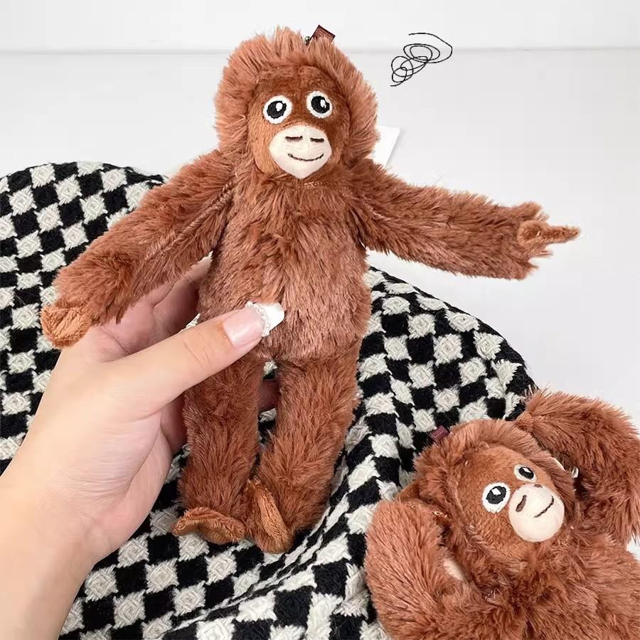 StockCute In Red Orangutan Plush Keychain Bag Charm Soft Stuffed Monkey Pendant Mini Animal Plush Toy Gift Home Decoration