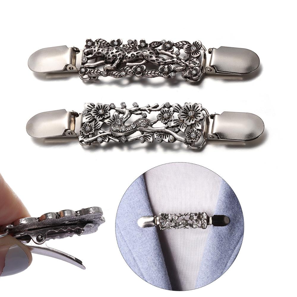 Gift Winter New Retro Carved Flower Cardigan Clip Animal Pattern Shawl Brooch Duck Clip Clasps
