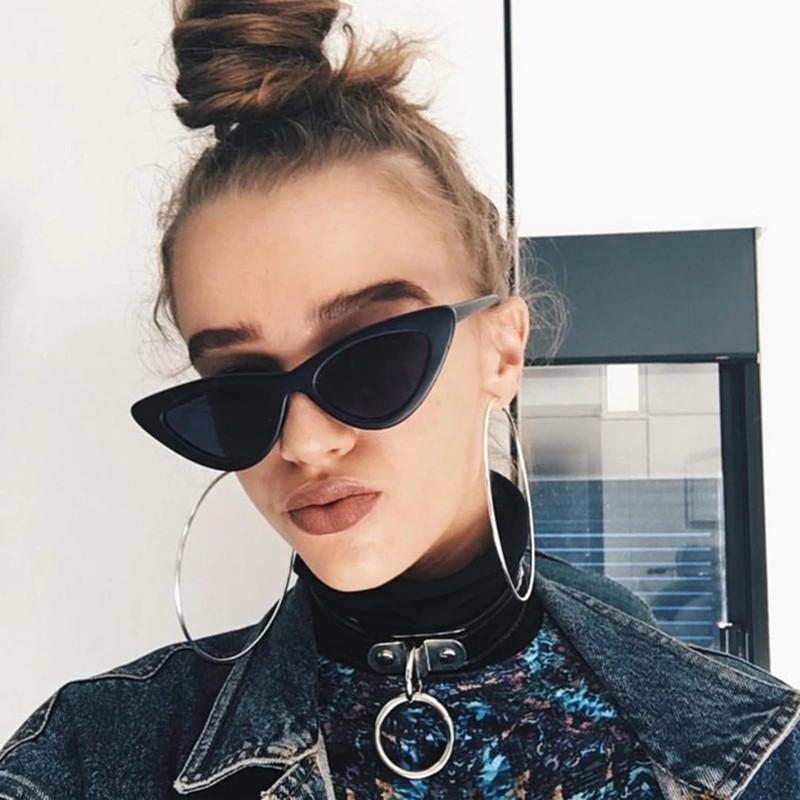 Stylishy Cat-Eye Sunglasses Women Classic Personalized Sunshade Classic Style Stylish Black Red Small Frame Triangle Female Gafas De Sol