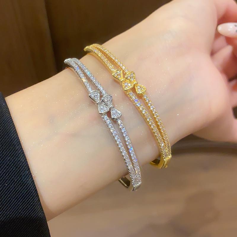18K Goud Verguld Zirkonia Strik Dubbele Laag Armband - Koreaanse Stijl Veelzijdige Armband met High-End Niche Ontwerp