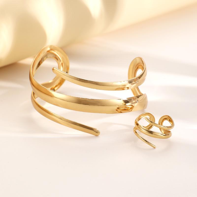 2 Pcs Set Exaggeration Personality Gold Color Spiral Multilayer Bracelet Ring For Women Party Commuting Charms Jewelry Sets Gift
