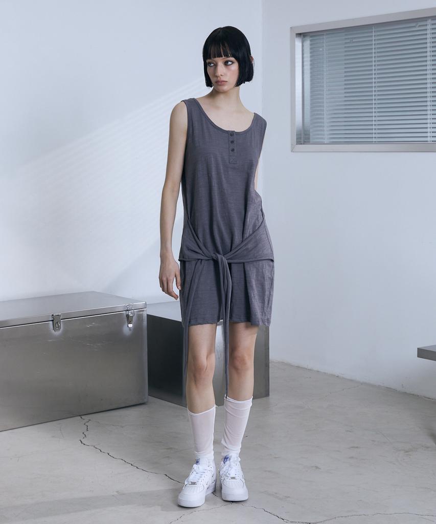 Bunteu Henley Neck Tie Mini Dress (Charcoal)