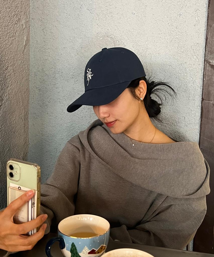 Soilen Serif Layered Symbol Cap (Navy)