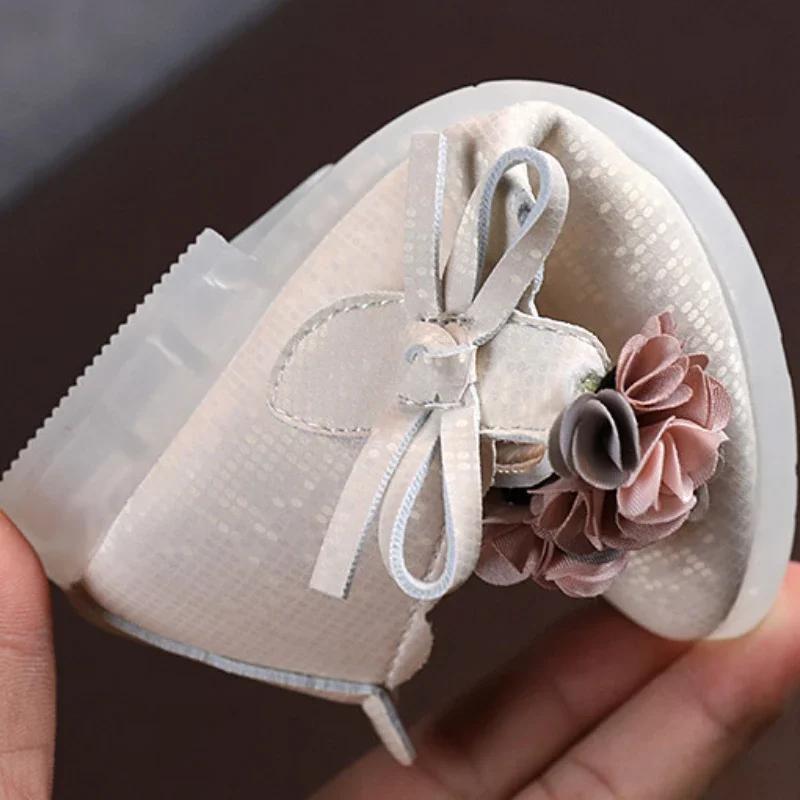 Trendige Sandalen Frühling Neu Trendige Prinzessin Schuhe Komfort Rutschfest Weiches Leder Schuh Exquisit Elegant Mädchenschuh Blume Kinderschuhe