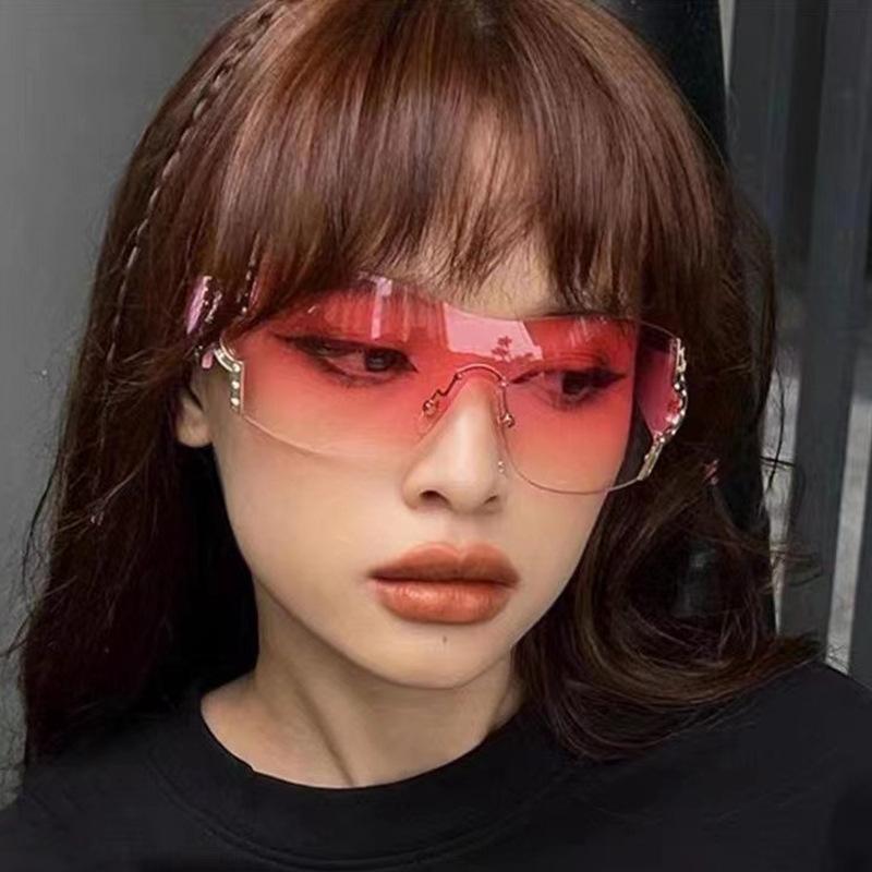 New Sports Trend Goggle Sunglasses for Women Men Fashion Punk Y2k UV400 Eyewear Designer Brand