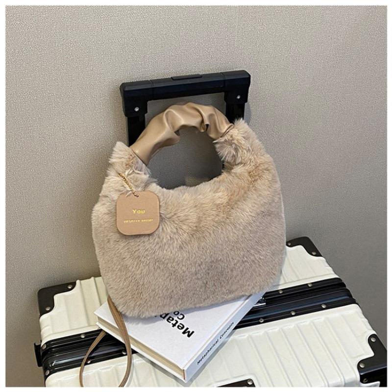 New trendy handbag fashionable texture plush messenger bag autumn and winter simple niche chain handbag women
